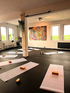 yoga mit carla