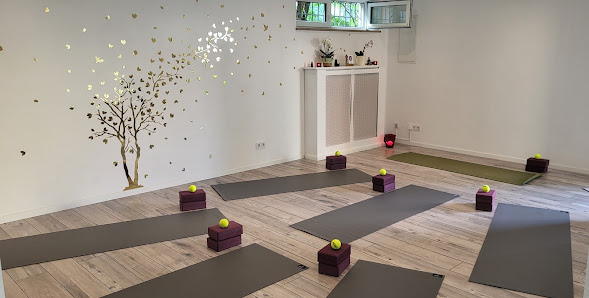Yoga - Cristina Köseli