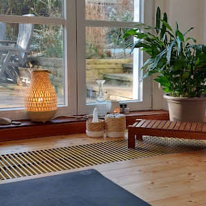 Gabriele Pradel Yoga • Coaching