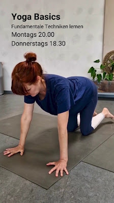 Happy Yoga