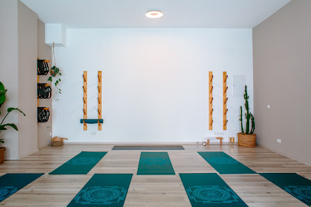 Yoga Libra Essen - Stefanie Doil