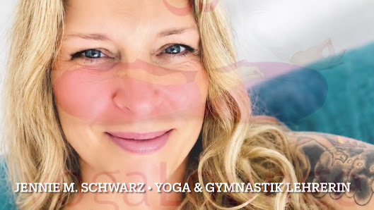 yogaLounge Jennie M. Schwarz
