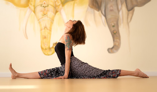 Yogabar Yoga & Pilates