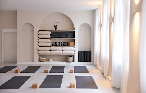 OMNI Yoga