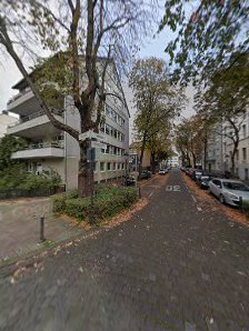 die kleine yogaschule
