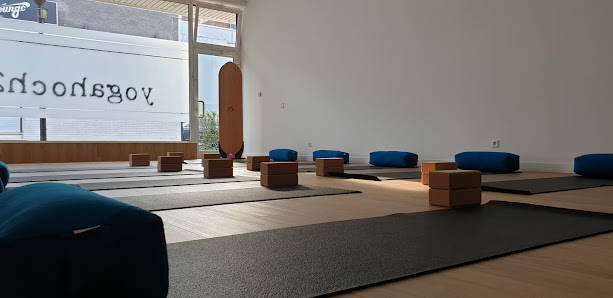 yogahoch2