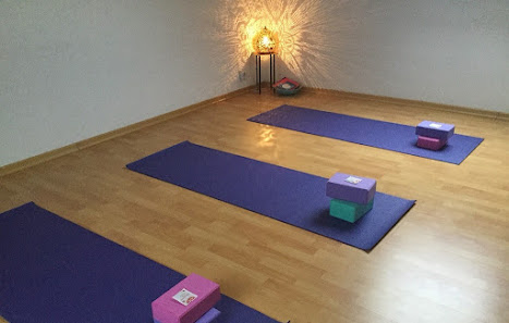Yoga & Pilates - Eva Bastians