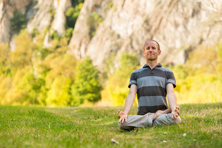 NetYoga | Online Iyengar Yoga Livekurse