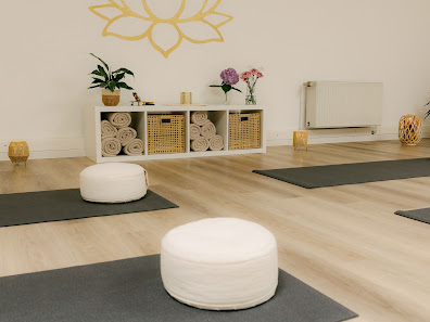 Yoganima | Yogakurse, Workshops & Retreats - Lea Theißen