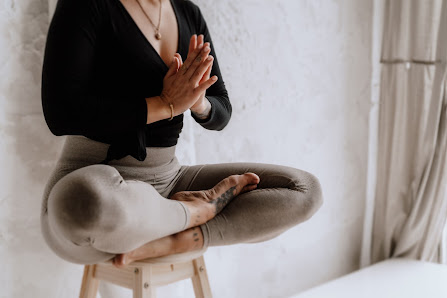 happybalanceyoga - Sarah Loheide