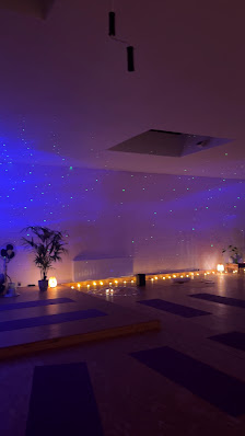 YOGA LOFT / The Yoga Institute Mannheim