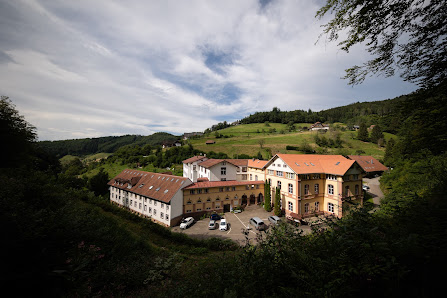 Europäisches Art of Living Zentrum - Yoga, Meditation Retreat Zentrum im Schwarzwald
