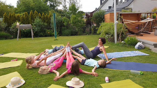 Sunflower Yoga Berlin | Anja Mothes