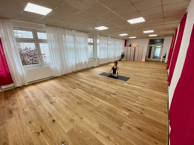 katharina.fit: Vinyasa Yoga, Yoga für Schwangere, Budokon Yoga & Meditation