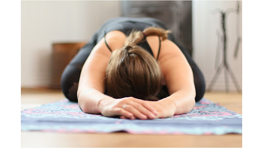 Kristin Ruhaas-Wartenberg - Yoga Liebe Berlin