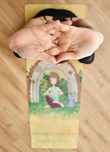 Kristin Ruhaas-Wartenberg - Yoga Liebe Berlin