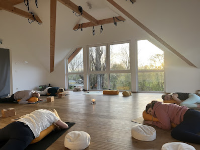 Kathrin Winkel - Holistic Life Coach | Yoga Kurse, Events & Retreats