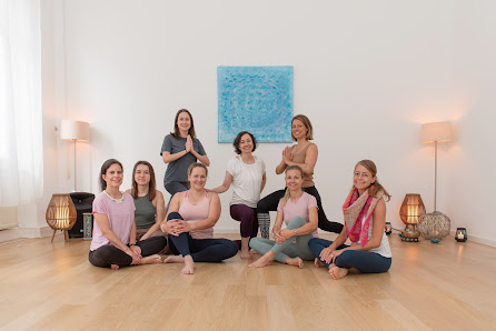 Yogastern