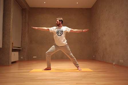 Yoga-Wiesbaden Christa Zehnder