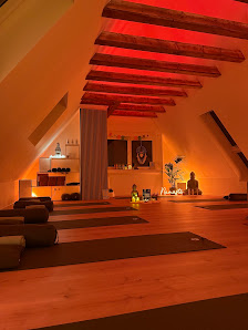 Heart and Soul Yoga Kathrin Gora