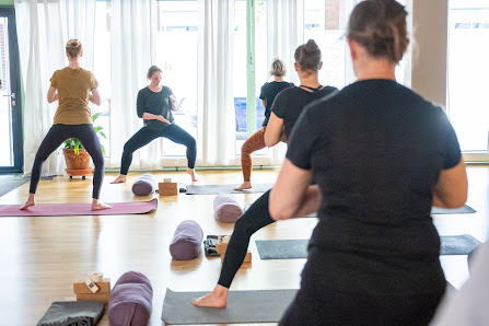 Yoga in Kiel - Emma Hermansson