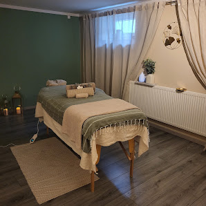 feminadahlia Yoga und Massage