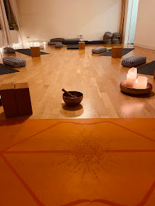KATONAH YOGA® Kiel Claudia Ballhaus