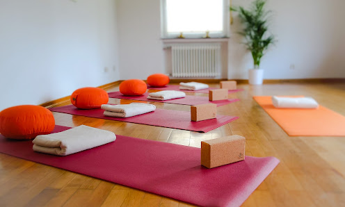 Yoga Lounge