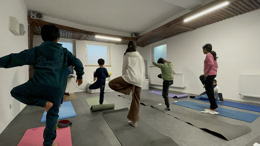 Yoga Namana