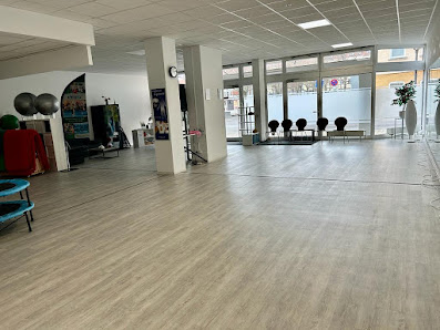 Balancezentrum Magdeburg/ YOGA-JUMPING-KLANGENTSPANNUNG