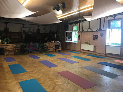 Yoga - Christopher Willer