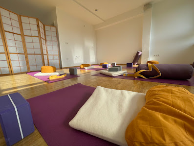 Momentum Yoga Berlin