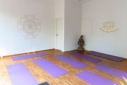 Akademie für traditionelles Yoga
