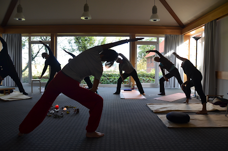 Adhyayana-Yoga Zentrum für Yoga-Meditation-Achtsamkeit