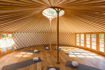 YUYOGA Yoga in der Jurte