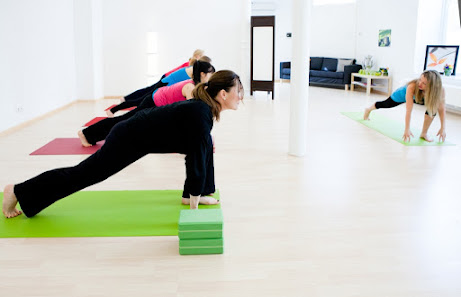 Yogastudio Nicola Eichert