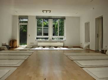 Yoga-Ayurveda Akademie