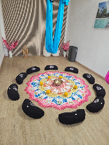 DANA® AERIAL YOGA INSTITUT