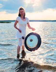 Yoga Claudia Ringgenburger