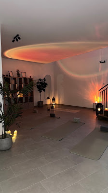 Yoga Studio | Essence of myself