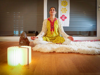 Yoga bei und nach Krebs Christine Fischer (Kursorte: Kornwestheim/ Stuttgart-Hofen) Ludwigsburg