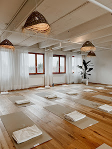 Yoga 14