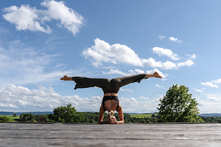 Yoga - Farah Hassan