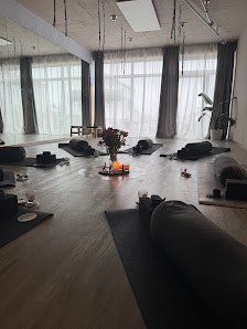 Flow Heaven Yoga - Aerial Yoga, Hatha Yoga, Specials