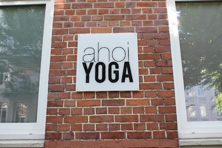 ahoiYOGA