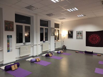 Yogasana Yoga Claudia Löschel