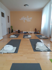 Yoga Sattva und Natur Resilienz-Trainings©, Buchen