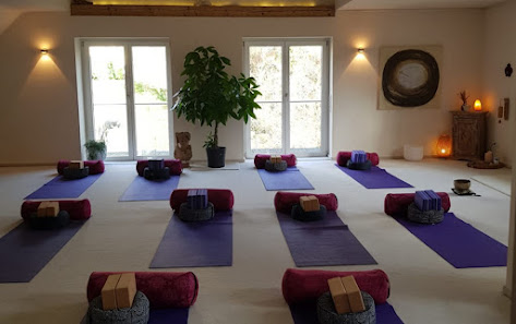 mahalila Yoga