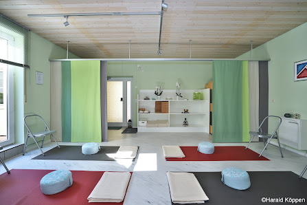 WIN-YOGA