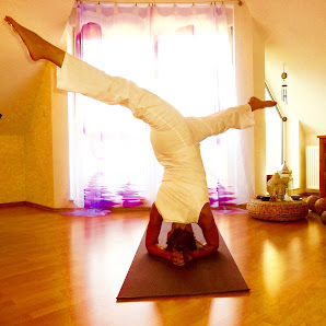 Blossom Coaching & Yoga